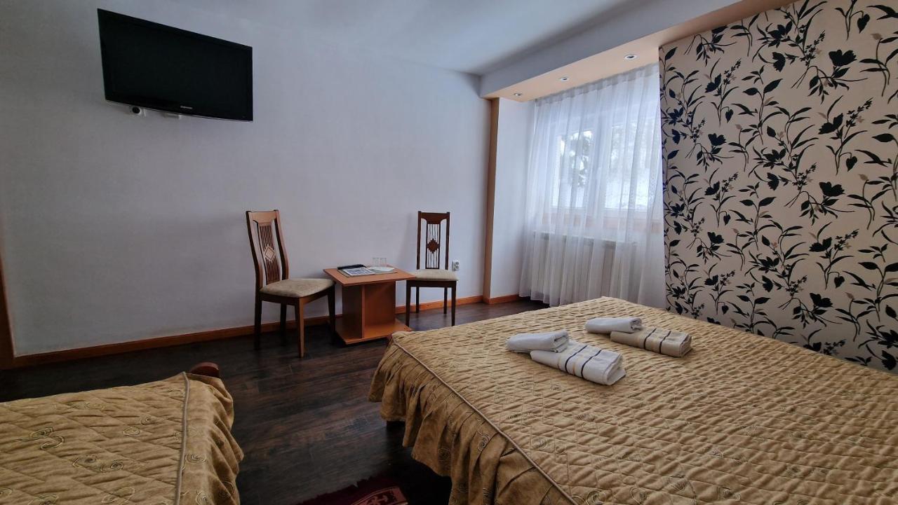 Nova Varoš Vila Zlatar Bed & Breakfast エクステリア 写真